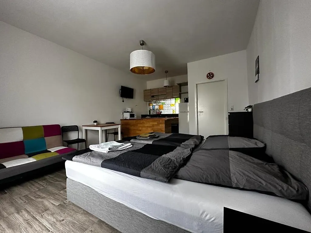 Nice And Comfortable Studio In Pankow ベルリン アパート