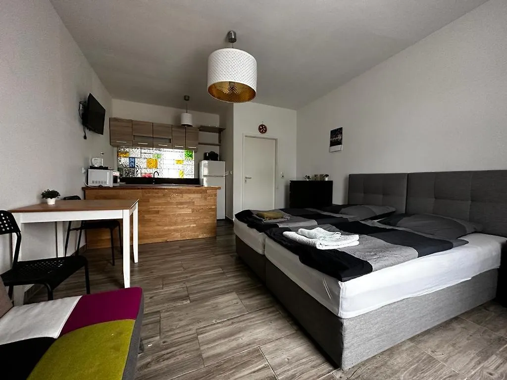 Nice And Comfortable Studio In Pankow ベルリン